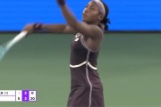 🎾武网女单半决赛：萨巴伦卡2-1逆转高芙 决赛将战郑钦文与王欣瑜之间胜者